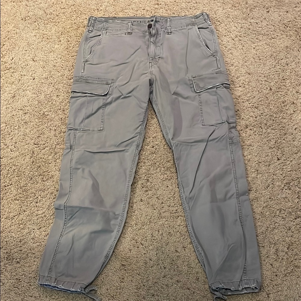 American Eagle Outfitters Light Gray Cargo Pants
